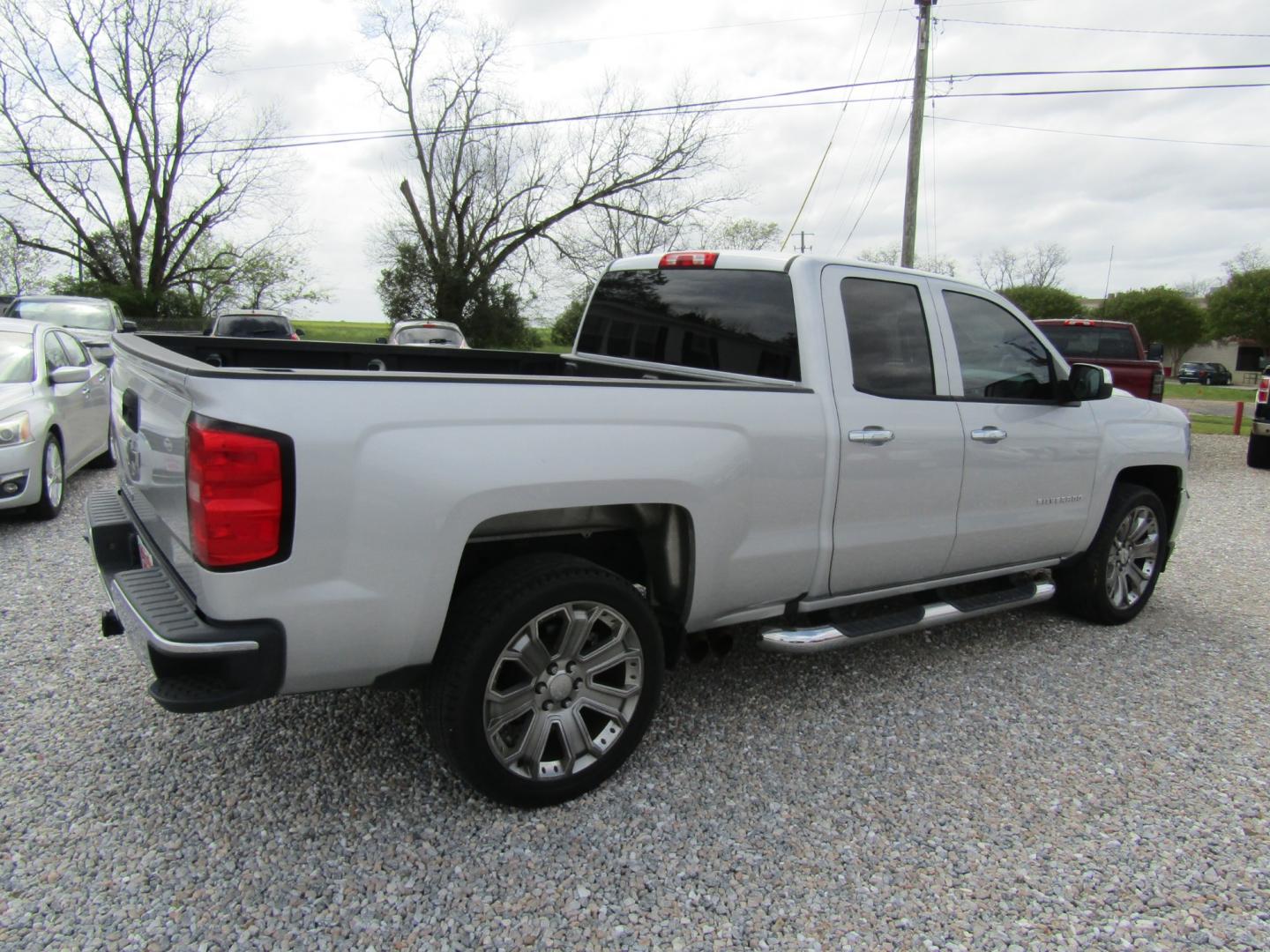 2016 Silver /Gray Chevrolet Silverado 1500 Work Truck Double Cab 2WD (1GCRCNEC2GZ) with an 5.3L V8 OHV 16V engine, Automatic transmission, located at 15016 S Hwy 231, Midland City, AL, 36350, (334) 983-3001, 31.306210, -85.495277 - Photo#7